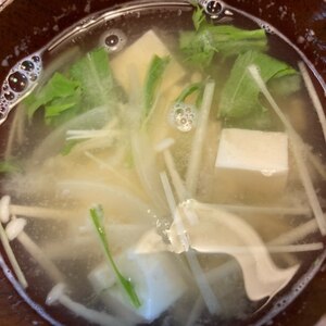 豆腐と水菜の味噌汁